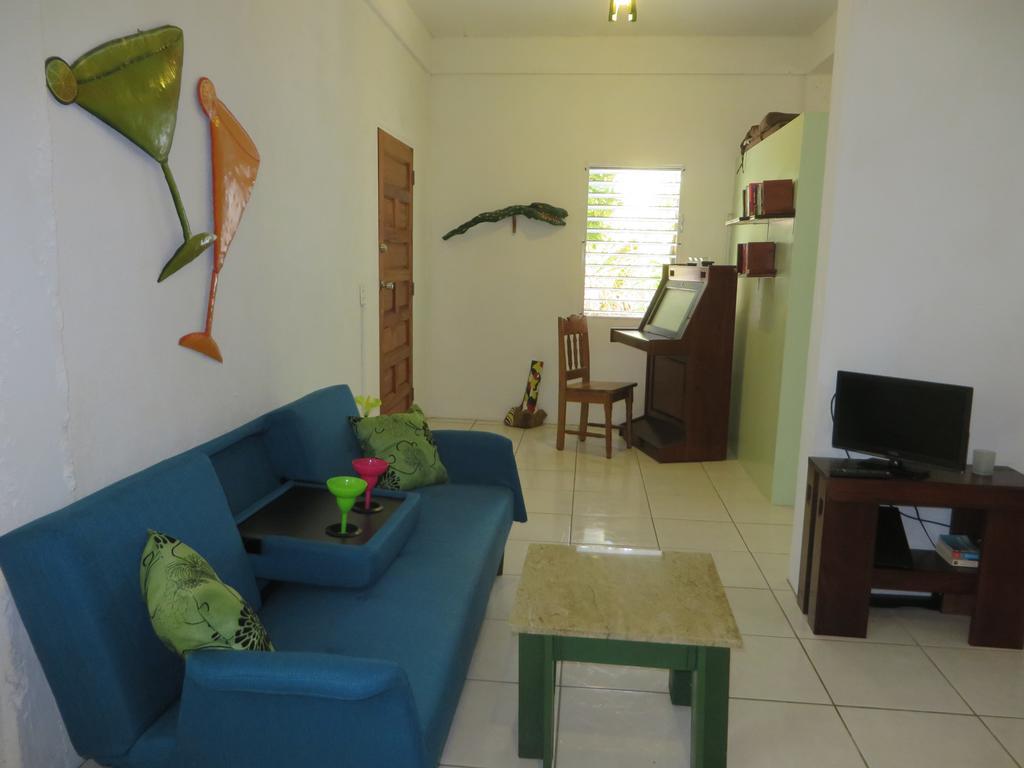 Simberts Apartments Maya Beach Eksteriør billede